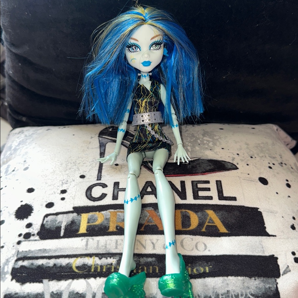 Monster high dolls G1 - Picture 15 of 17